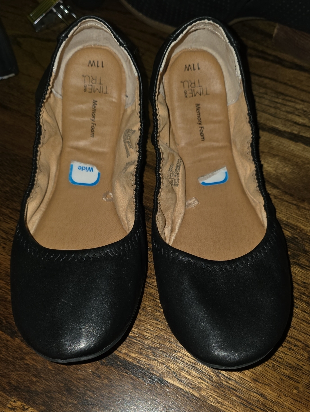 Time and Tru Black Slip-On Ballet Flats 11w
